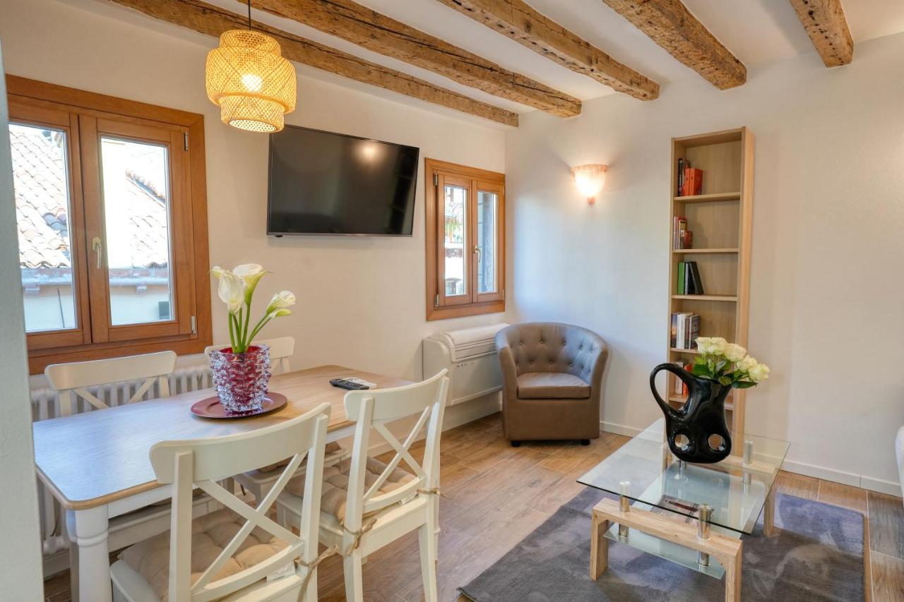 Ecco Suites Apartments Venetië Buitenkant foto