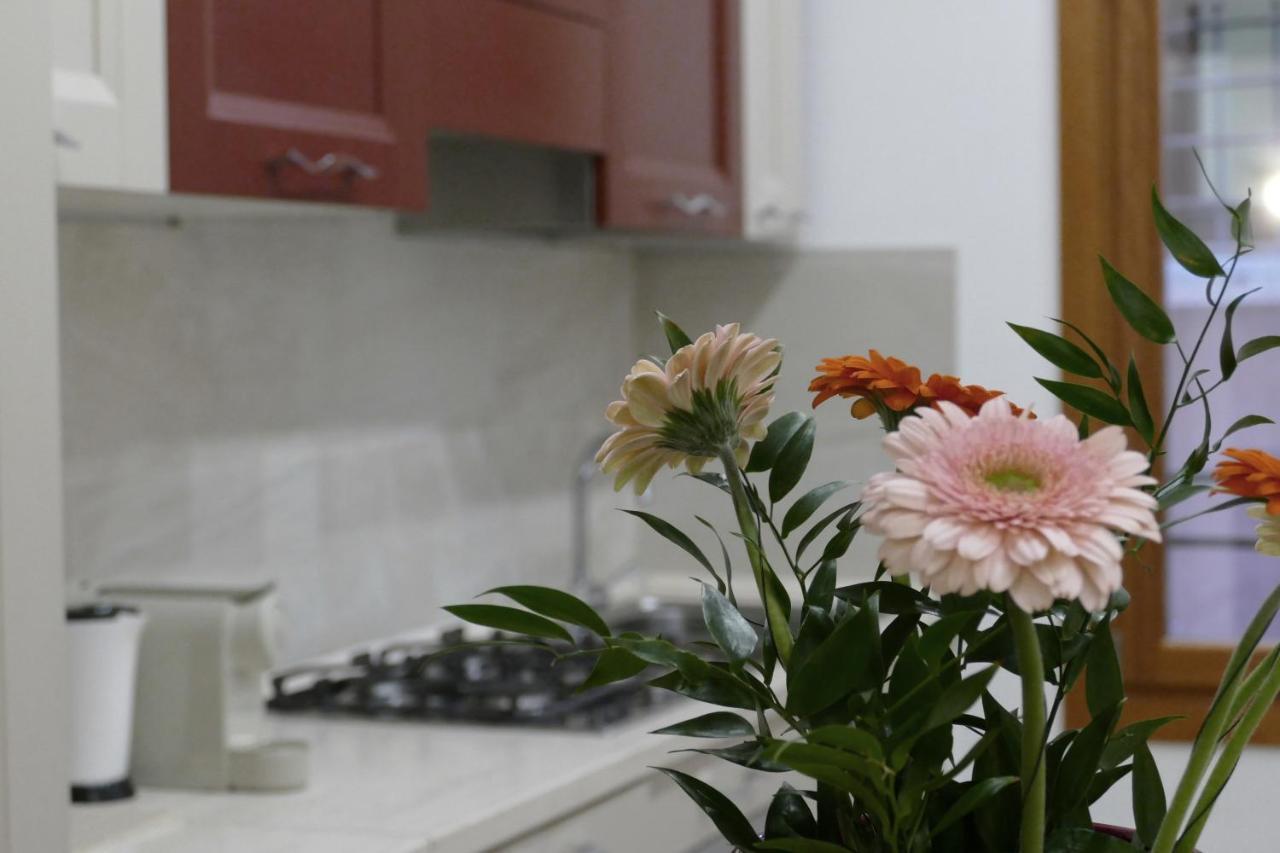 Ecco Suites Apartments Venetië Buitenkant foto