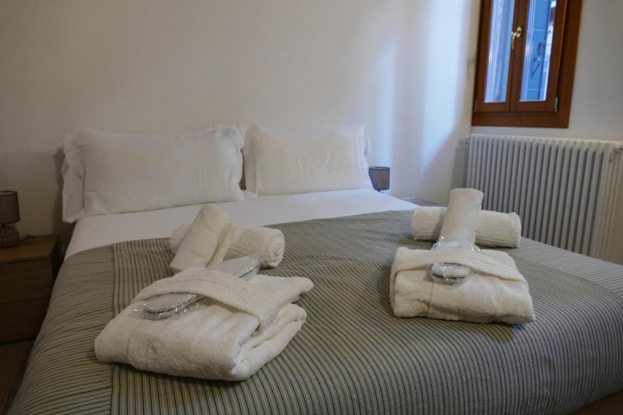 Ecco Suites Apartments Venetië Buitenkant foto